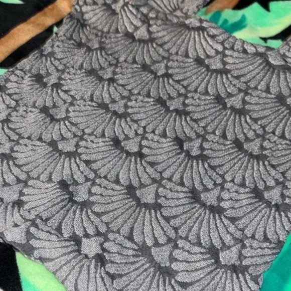 NWT! Coco & Shay Yours Truly Tank Color Gray Multiple Plus Sizes - Picture 8 of 11